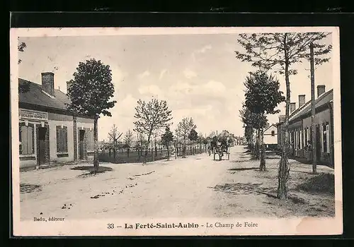 AK La Ferte-Saint-Aubin, Le Champ de Foire