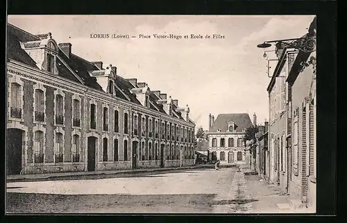 AK Lorris, Place Victor-Hugo et Ecole de Filles