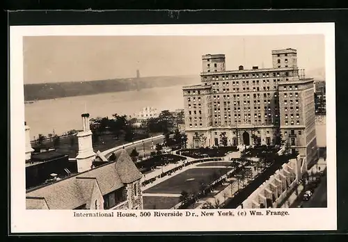 AK New York, NY, International House, looking over the park