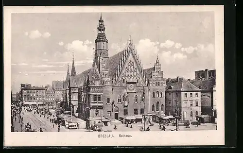 AK Breslau, Passanten am Rathaus