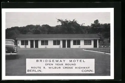 AK Berlin, CT, the Bridgeway Motel at Route 5