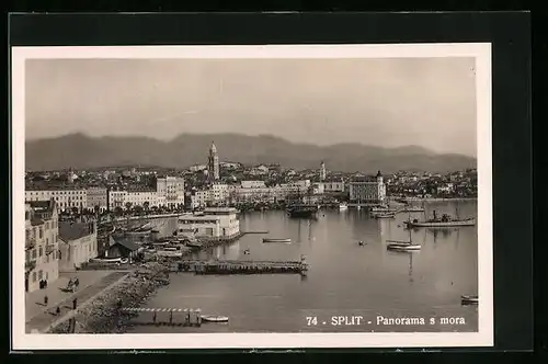 AK Split, Panorama s mora