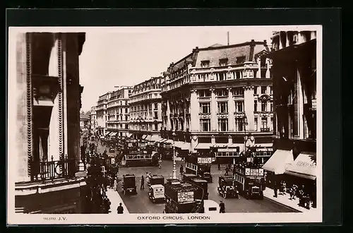 AK London, Scene at Oxford Circus