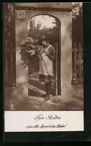 AK Schauspielerin Fern Andra in Ernst ist das Leben