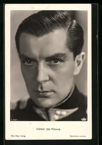 AK Schauspieler Viktor de Kowa in Filmuniform