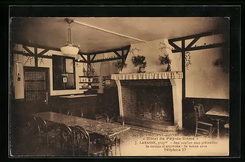 AK Nogent-sur-Vernisson, Hotel du Puy-de-Done, Vue Interieur