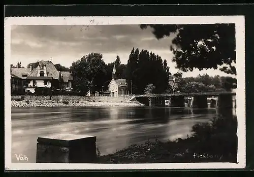 AK Piestany, Flusspartie mit Brücke