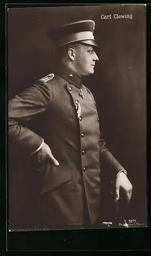 AK Schauspieler Carl Clewing in Uniform mit Schirmmütze