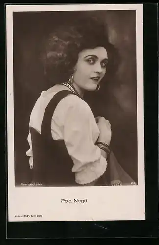 AK Schauspielerin Pola Negri