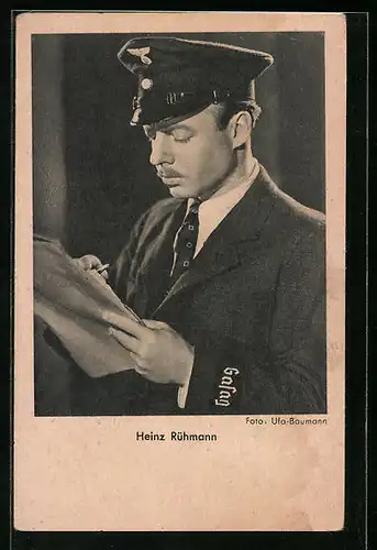 AK Schauspieler Heinz Rühman in Pilotenuniform