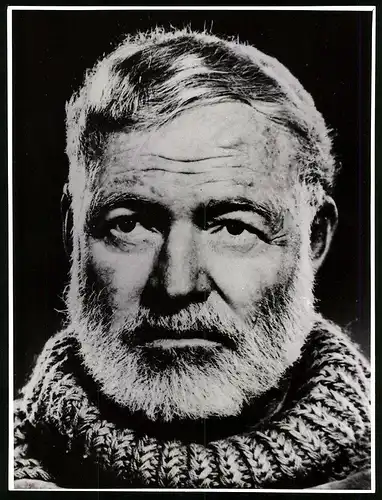 Fotografie Röhnert, Berlin, Portrait Schriftsteller Ernes Hemingway