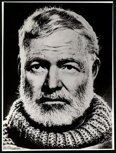 Fotografie Röhnert, Berlin, Portrait des Schriftsteller's Ernes Hemingway