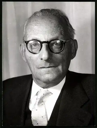 Fotografie Röhnert, Berlin, Portrait Schriftsteller Max Brod