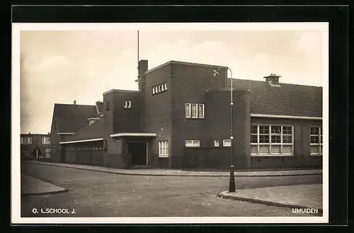 AK Ijmuiden, O. L. School J.