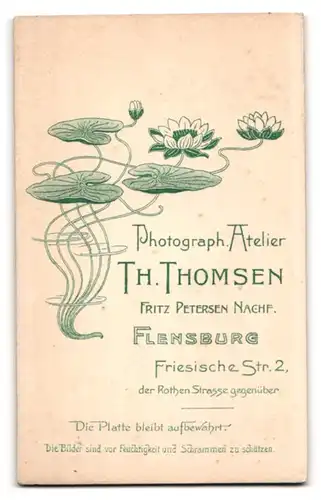 Fotografie Th. Thomsen, Flensburg, Friesische Str. 2, Junge Dame im Kleid