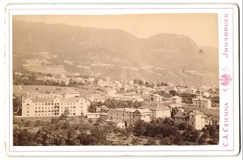 Fotografie C. A: Czichna, Innsbruck, Ansicht Gries-Quirein, Blick über die Stadt mit Alpenpanorama