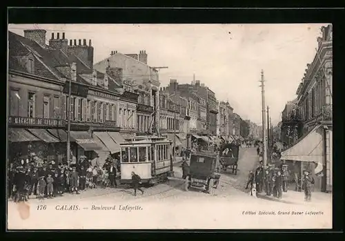 AK Calais, Boulevard Lafayette, Strassenbahn