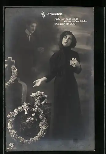 AK Trauernde neben einem geschmücktem Grab, Allerseelen