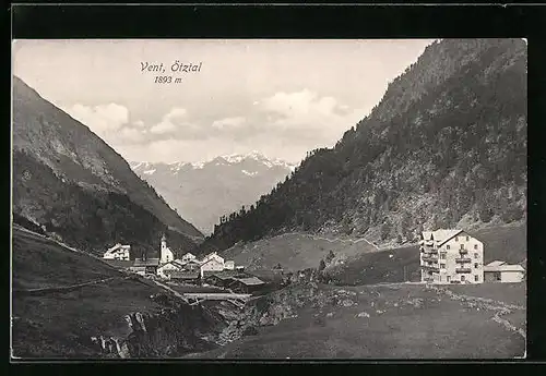 AK Vent /Ötztal, Ortsansicht mit Kirche, Gasthof und Bergen