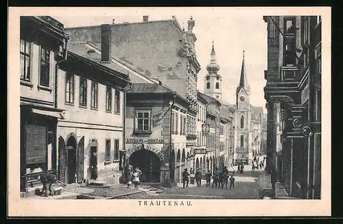 AK Trautenau / Trutnov, Strassenpartie mit Gasthaus Rübezahl