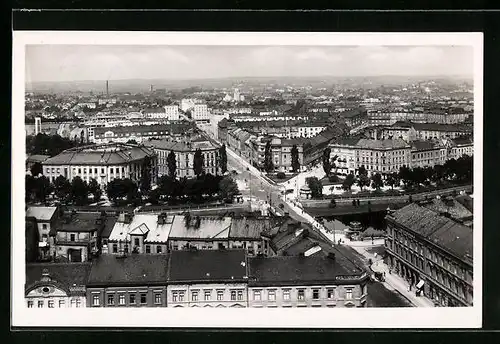 AK Königgrätz / Hradec Kralove, Ortsansicht aus der Vogelschau