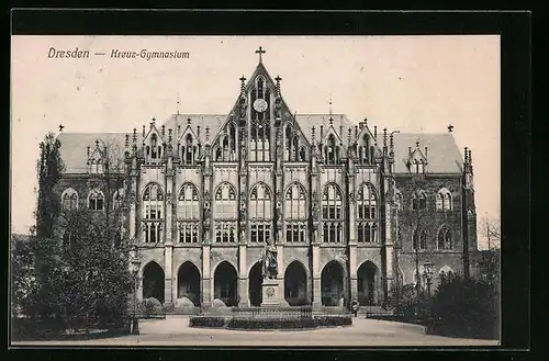 AK Dresden, Kreuz-Gymnasium mit Denkmal