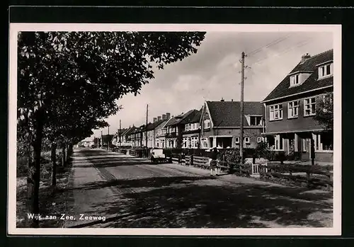 AK Wijk aan Zee, Zeeweg