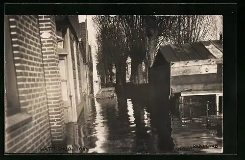 Foto-AK Zaandam, Überschwemmte Strassen durch das Hochwasser 1916