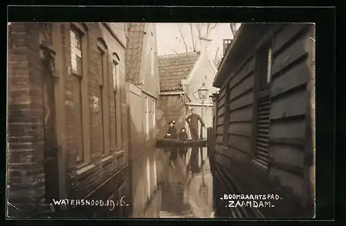 Foto-AK Zaandam, Boomgaartspad, Hochwasser 1916