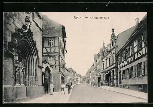 AK Bretten, Passanten in der Melanchthonstrasse