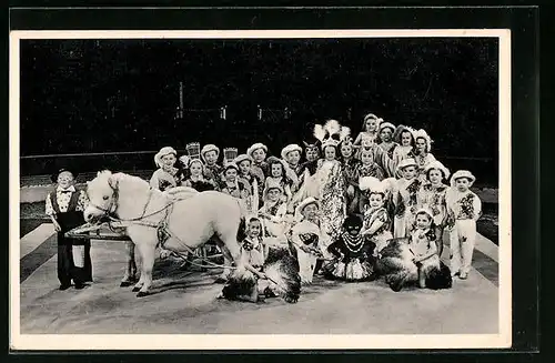 AK C. H. Schäfers Circus-Stadt Liliput, München - Gruppenfoto mit Pony und Clown
