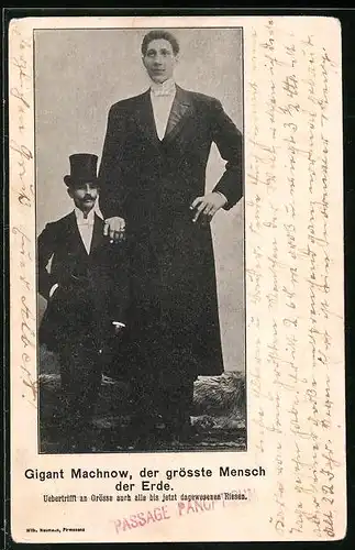 AK Gigant Machnow, Der grösste Mensch der Erde neben normal grossem Mann