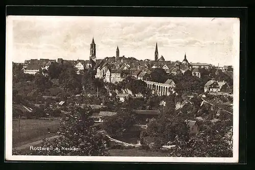 AK Rottweil a. Neckar, Kirchtürme und Brücke der Stadt