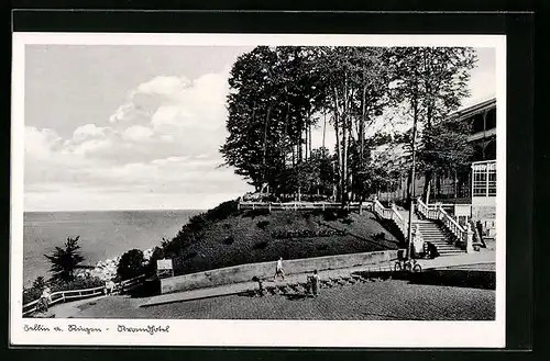 AK Sellin /Rügen, Strandhotel mit Passanten