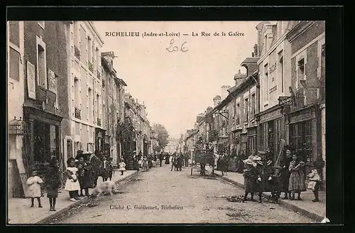 AK Richelieu, La Rue de la Galère