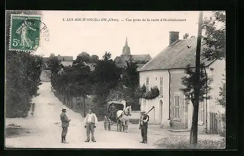 AK Les Aix-d`Angillon, Vue prise de la route d`Henrichemont