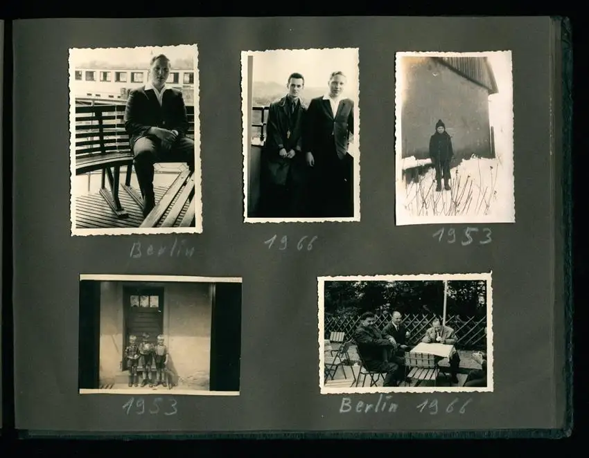 Fotoalbum 73 Fotografien Ückermünde, Soldaten, DDR Grenzschutz, Kaserne, Motorrad MZ 9