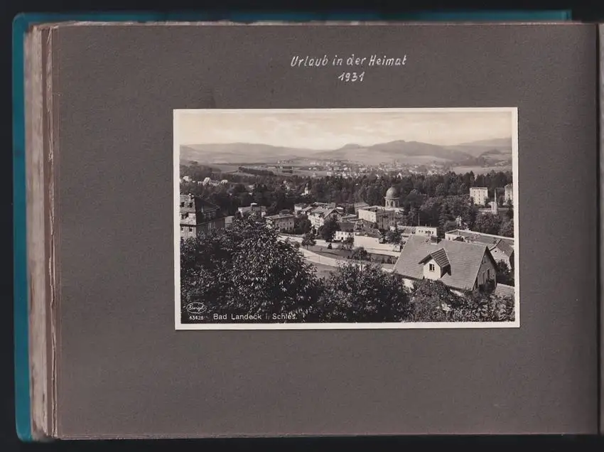 Fotoalbum 70 Fotografien, Ansicht Landeck in Schlesien / Ladek-Zdrój, 1930, Strassenpartie, Evangelische Schule, Kurhaus 5