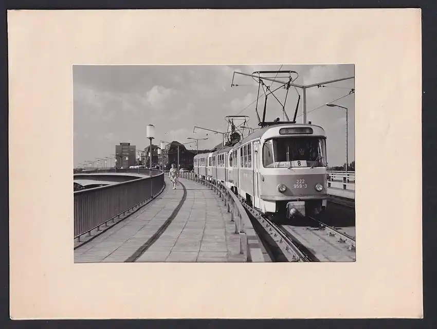 Fotokassette 9 Fotografien, Strassenbahn der Verkehrsbetriebe Dresden, BPO und der BGL, Wartunghalle 0