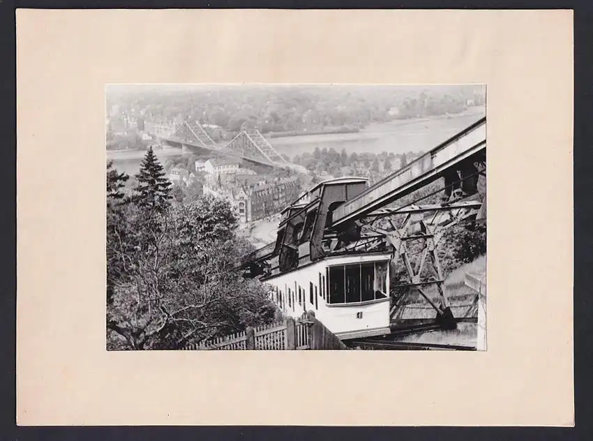 Fotokassette 9 Fotografien, Strassenbahn der Verkehrsbetriebe Dresden, BPO und der BGL, Wartunghalle 5