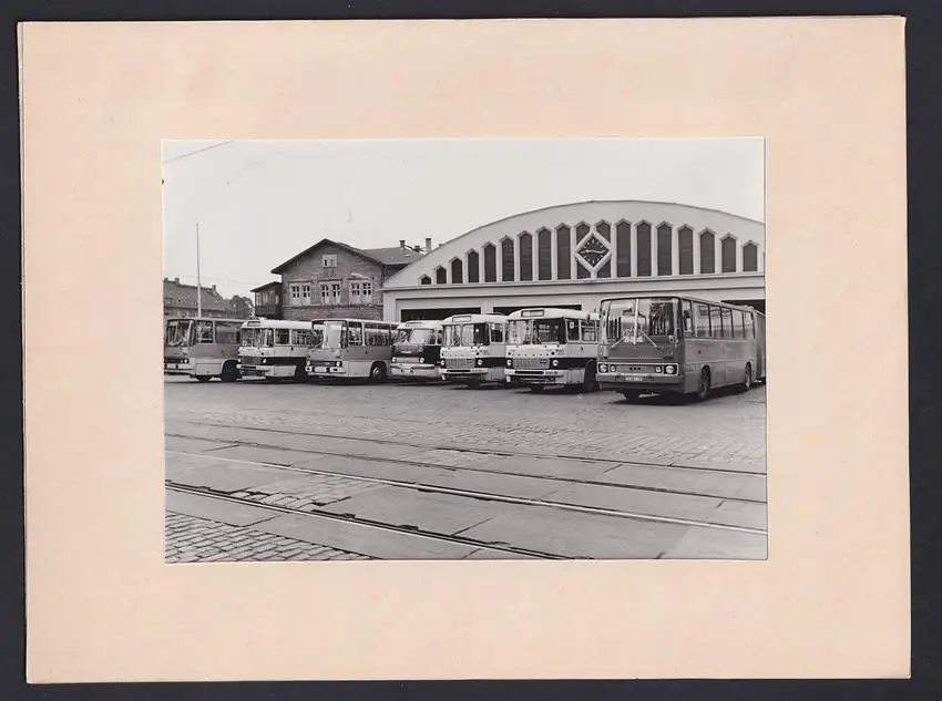 Fotokassette 9 Fotografien, Strassenbahn der Verkehrsbetriebe Dresden, BPO und der BGL, Wartunghalle 6