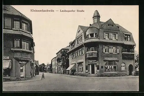 AK Kleinzschachwitz, Laubegaster Strasse mit Adler-Drogerie