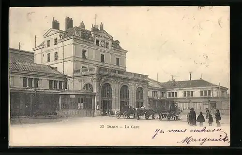 AK Dijon, La Gare, Bahnhof mit Pferdekutschen auf dem Vorplatz