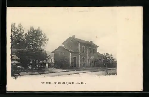 AK Fondouk-Djedid, La Gare, Blick zum Bahnhof