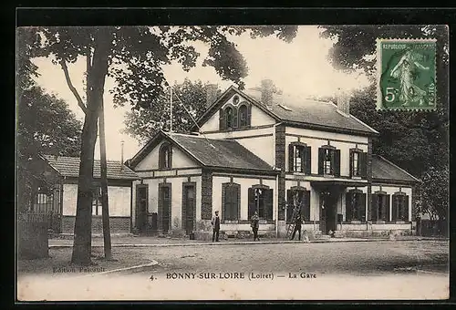 AK Bonny-sur-Loire, La Gare, Bahnhof