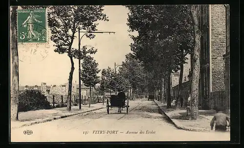 AK Vitry-Port, Avenue des Ecoles