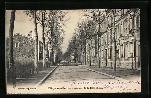 AK Vitry-sur-Seine, Avenue de la République