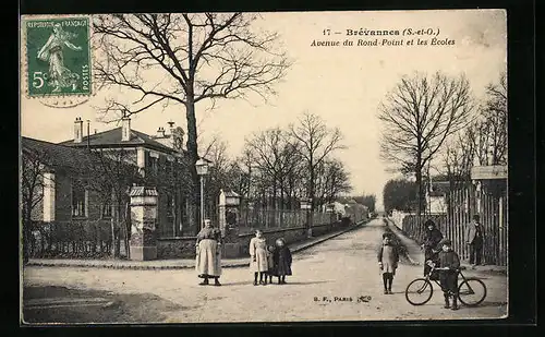 AK Brévannes, Avenue du Rond-Point et les Écoles