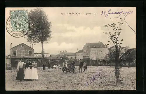 AK Brévannes, Square