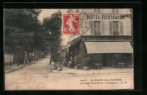 AK St.-Maur-des-Fossés, Avenue Godefroy Cavagnac